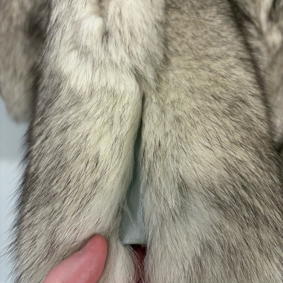 Blue Fox Fur coat luxury stunning hidden leather trim - Picture 8 of 16